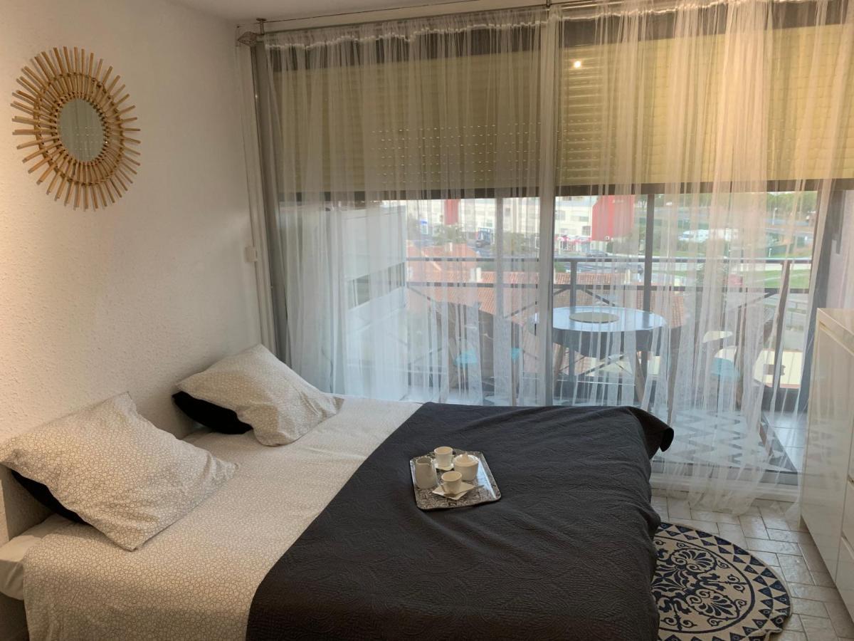 Appartement Studio climatisé à 5 minutes de la plage à Le Grau-du-Roi Extérieur photo